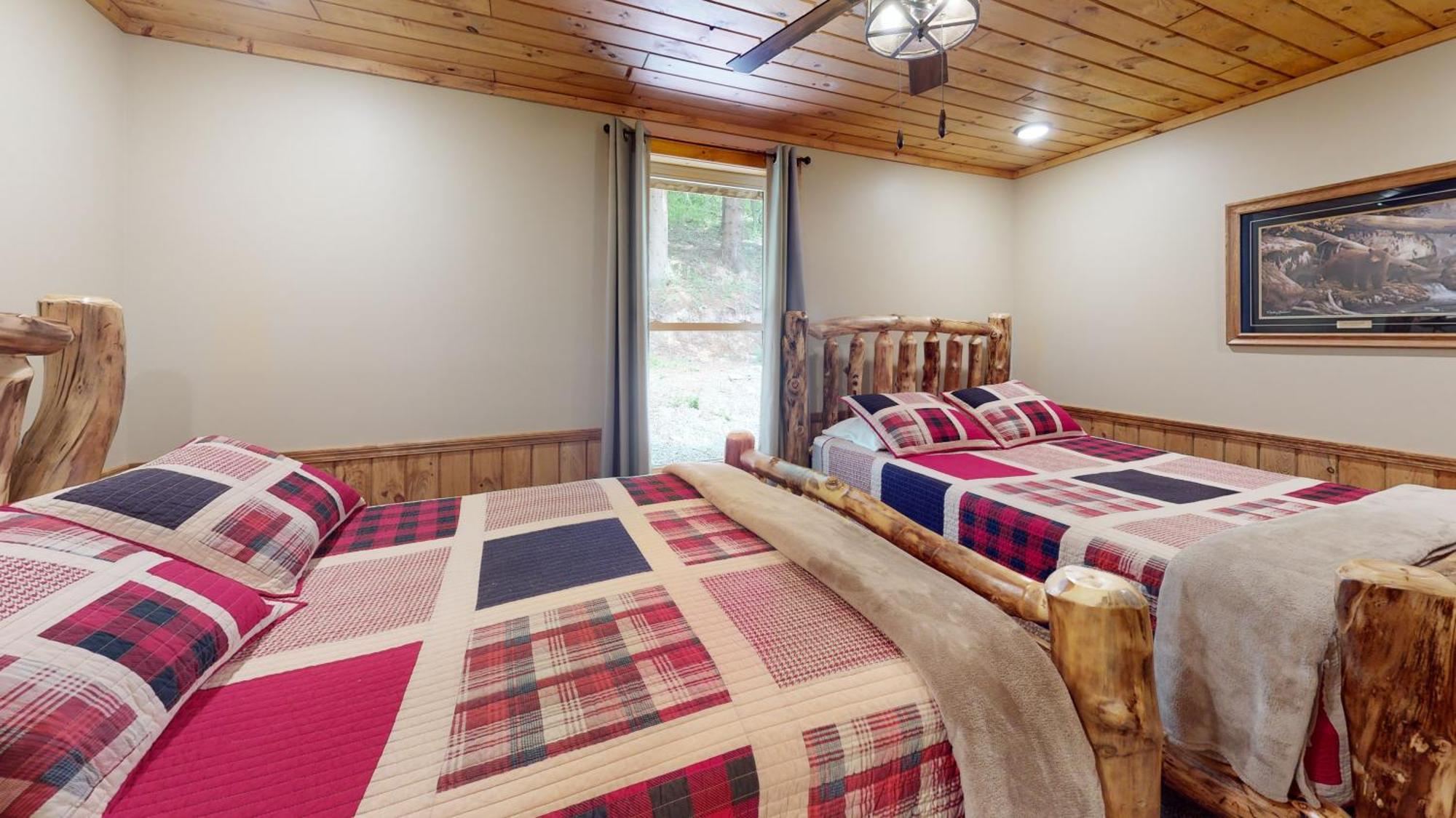 Rough Cut Lodge Gaines Ngoại thất bức ảnh